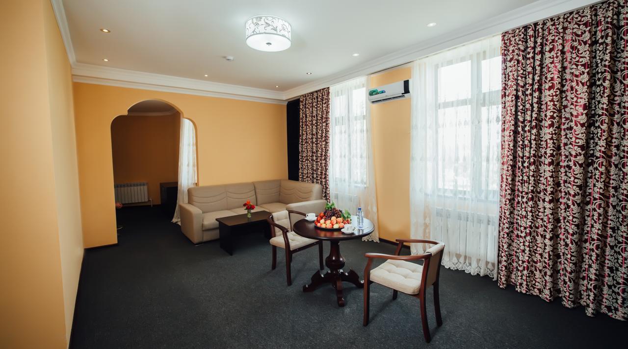 Bek Khiva Hotel エクステリア 写真